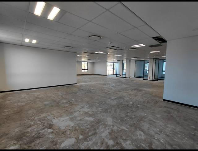 473M² OFFICE TO LET IN MAGALIESSIG